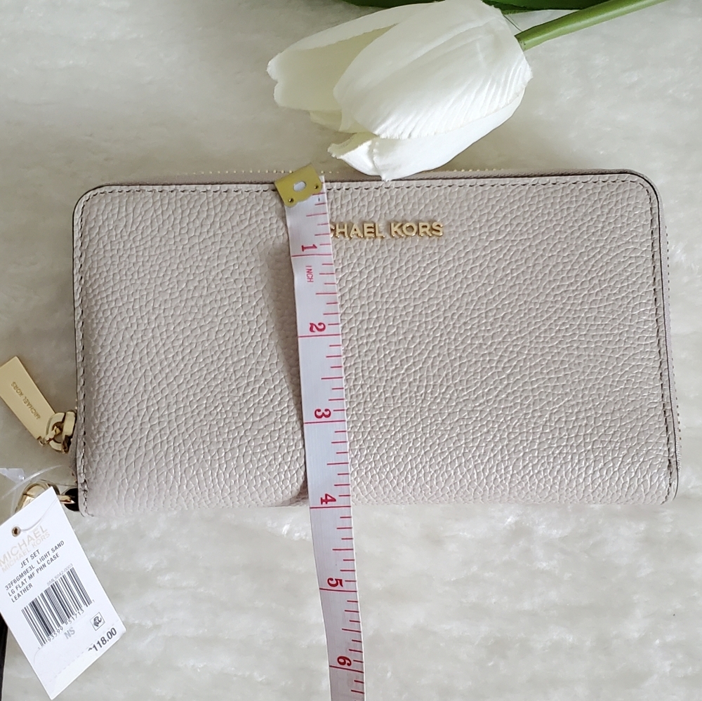♥️Beautiful♥️MICHAEL KORS WALLET/PHONE CASE - Picture 11 of 15